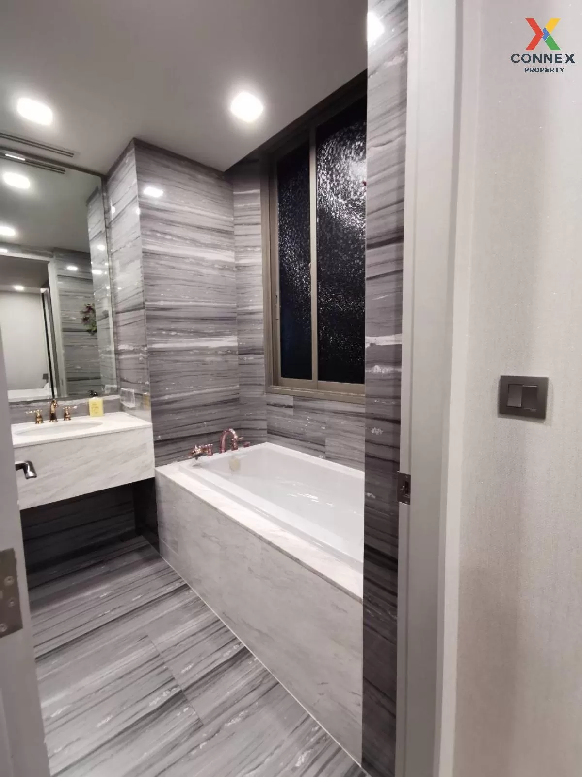 FOR SALE condo , Ashton Residence 41 , BTS-Phrom Phong , Khlong T FOR SALE condo , Ashton Residence 41 , BTS-Phrom Phong , Khlong T