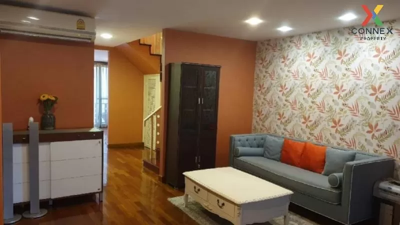 FOR RENT condo , Supalai Place Sukhumvit 39 , BTS-Phrom Phong , K 1