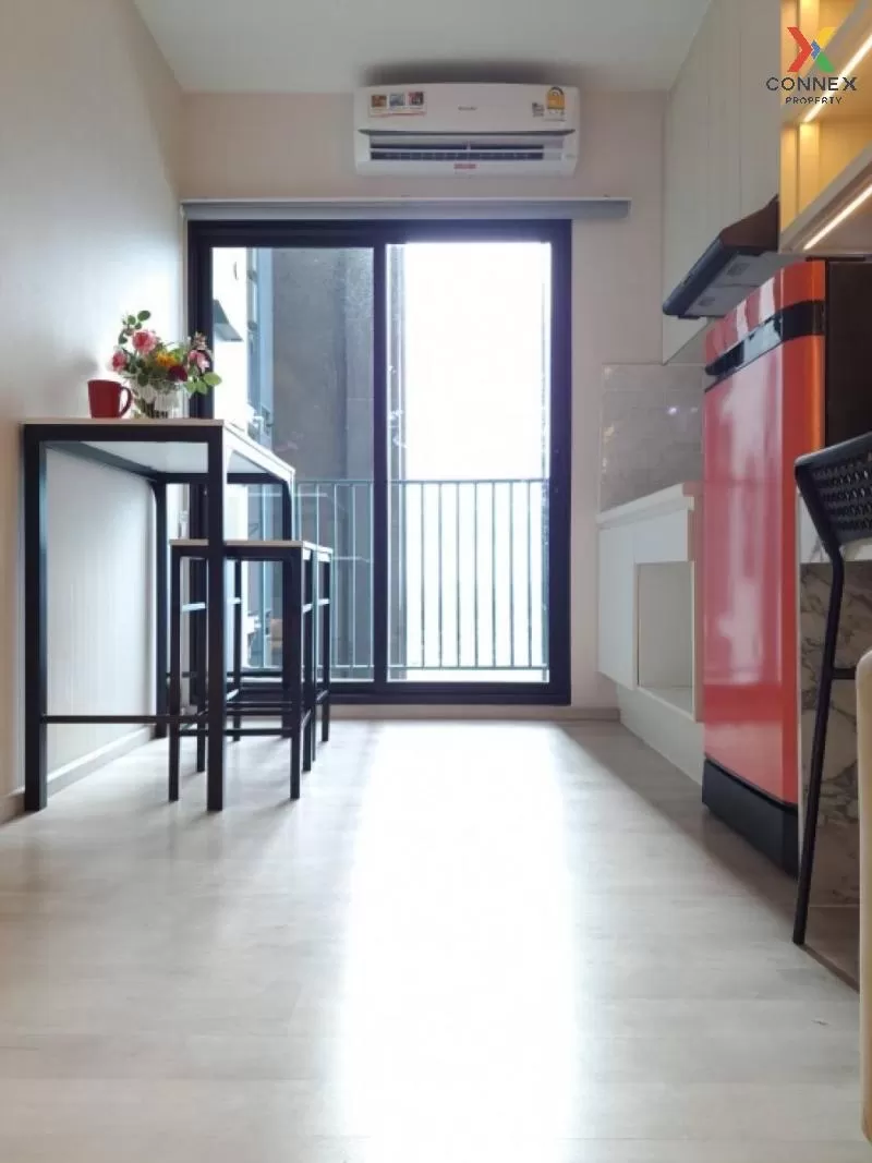 FOR SALE condo , Plum Condo Central Station , high floor , MRT-Sa 2