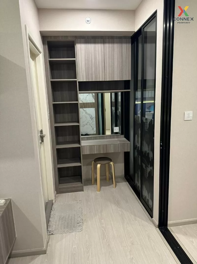 FOR SALE condo , Knightsbridge Phaholyothin Interchange , BTS-Wat FOR SALE condo , Knightsbridge Phaholyothin Interchange , BTS-Wat