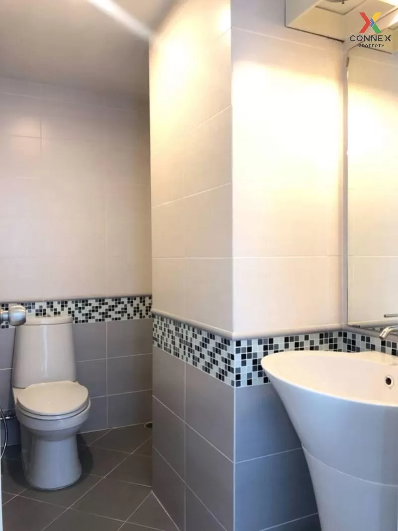 FOR RENT condo , Waterford Sukhumvit 50 , newly renovated , BTS-P