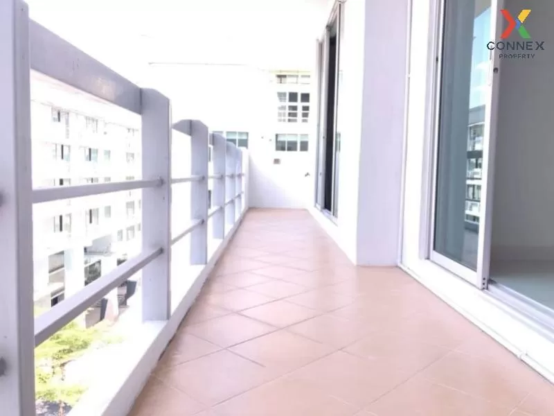 FOR RENT condo , Waterford Sukhumvit 50 , newly renovated , BTS-P