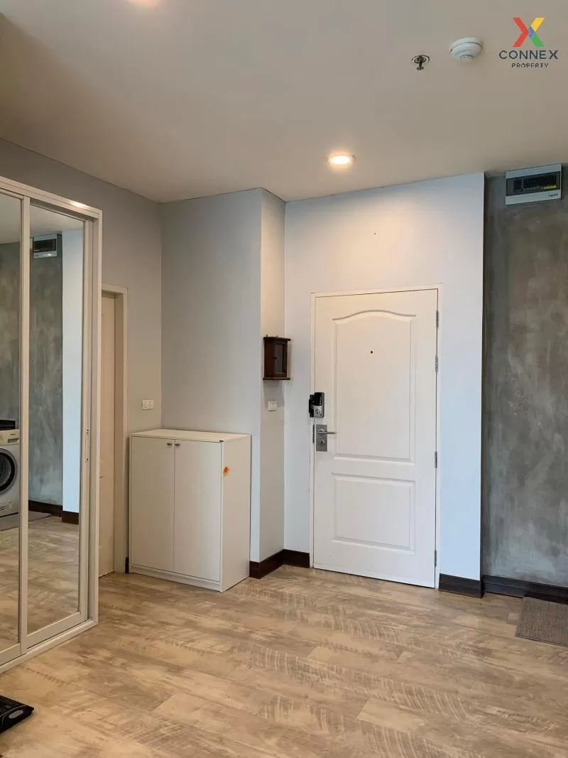 FOR RENT condo , The LightHouse Sathorn – Chareonnakorn , BTS-Sap