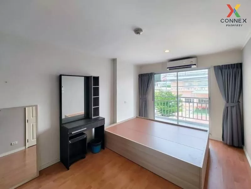 FOR RENT condo , Lumpini Ville Cultural Center , MRT-Huai Khwang  FOR RENT condo , Lumpini Ville Cultural Center , MRT-Huai Khwang