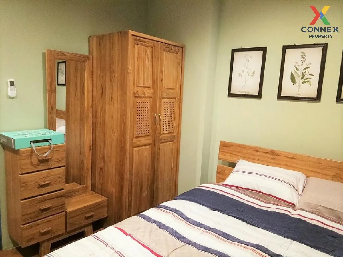 FOR RENT condo , Life One Wireless , high floor , BTS-Phloen Chit 2