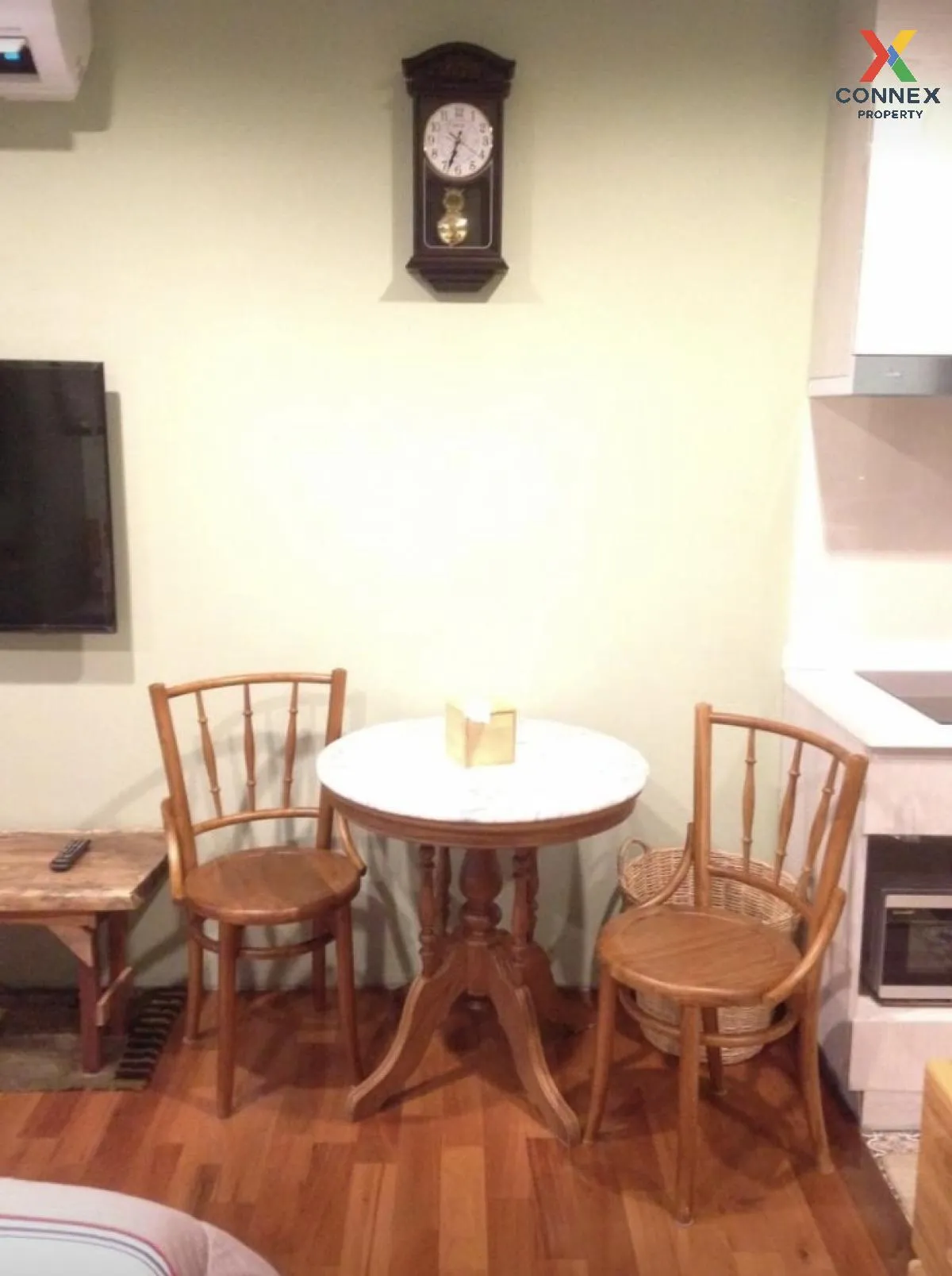 FOR RENT condo , Life One Wireless , high floor , BTS-Phloen Chit 4