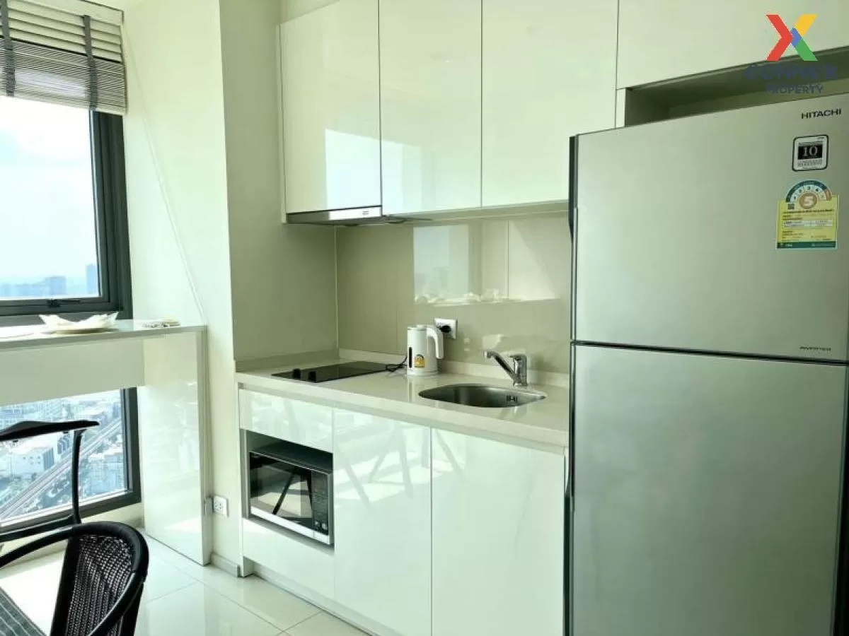 FOR RENT condo , RHYTHM Sukhumvit 42 , BTS-Ekkamai , Phra Khanong 2