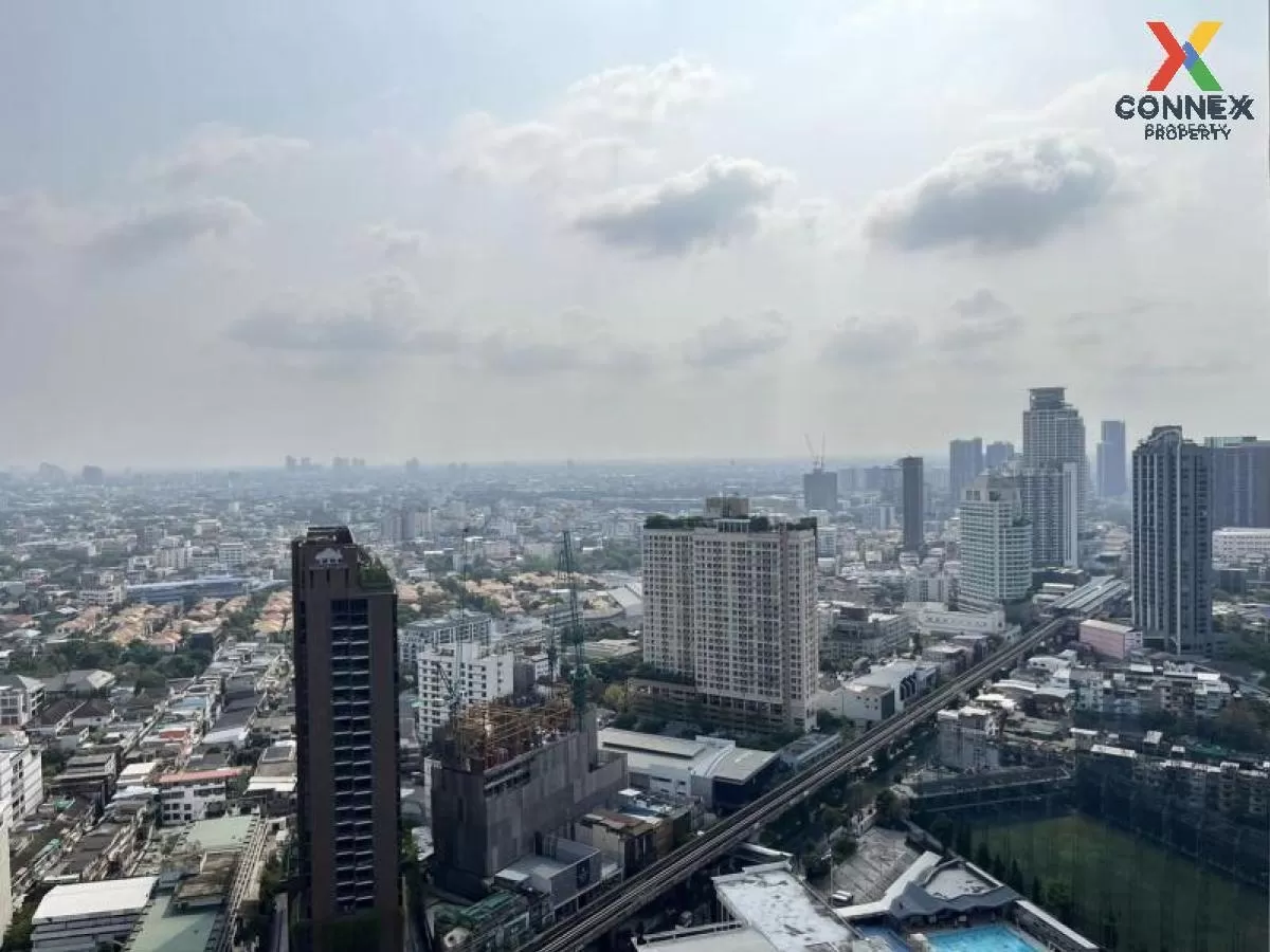 FOR RENT condo , RHYTHM Sukhumvit 42 , BTS-Ekkamai , Phra Khanong