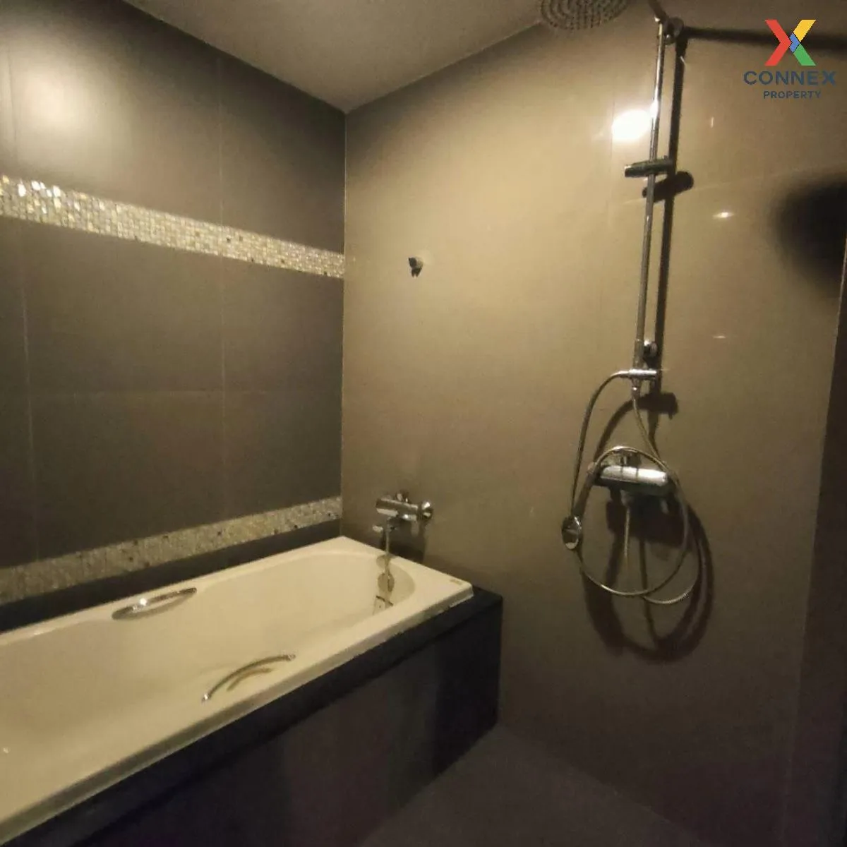 FOR RENT condo , The Crest Sukhumvit 34 , BTS-Thong Lo , Khlong T