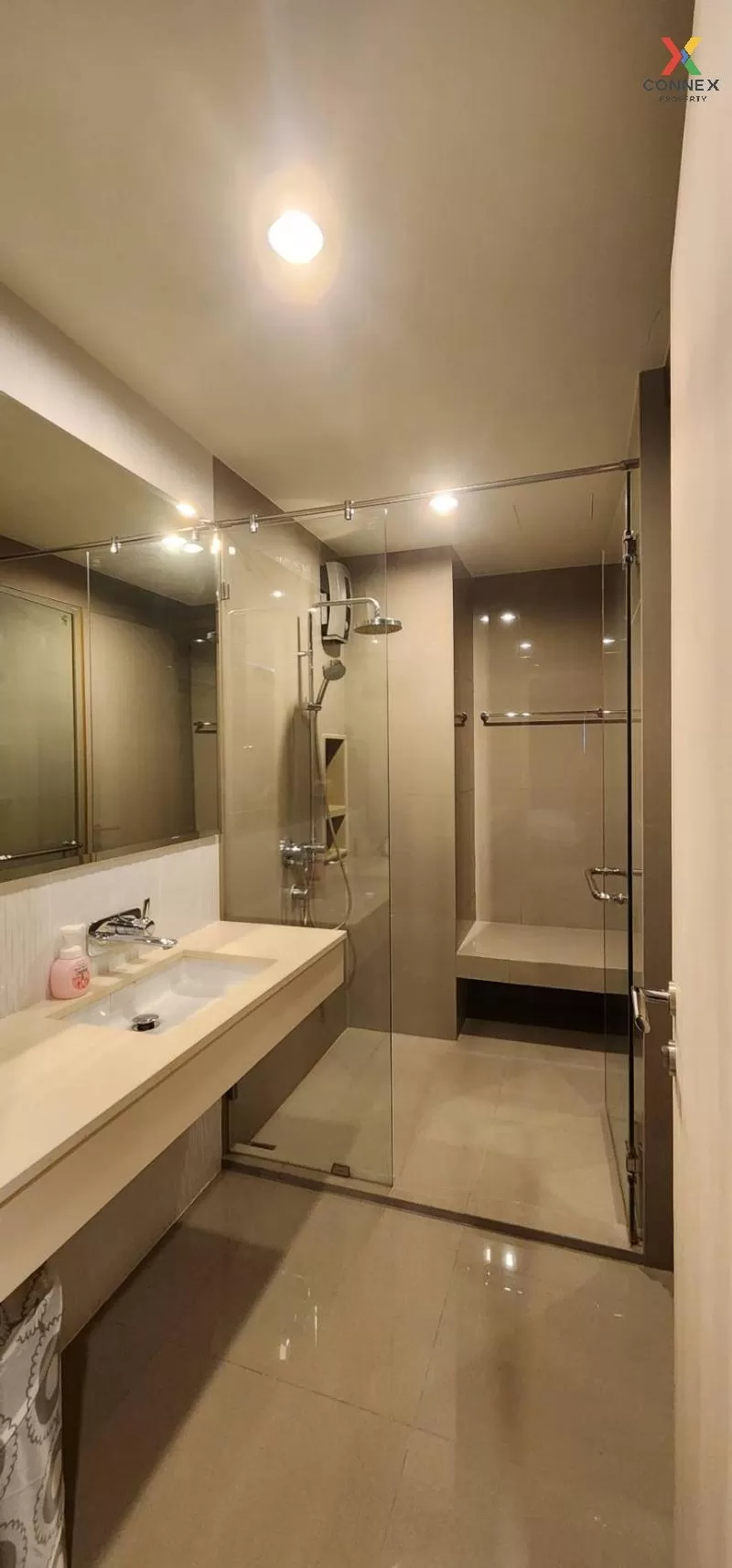 เช่าคอนโด  ริทึ่ม สุขุมวิท 42 BTS-เอกมัย พระโขนง เขต คลองเตย กรุง