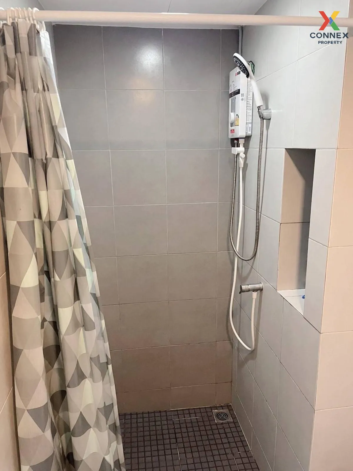 FOR RENT condo , Elio Del Ray Sukhumvit 64 , BTS-Punnawithi , Ban