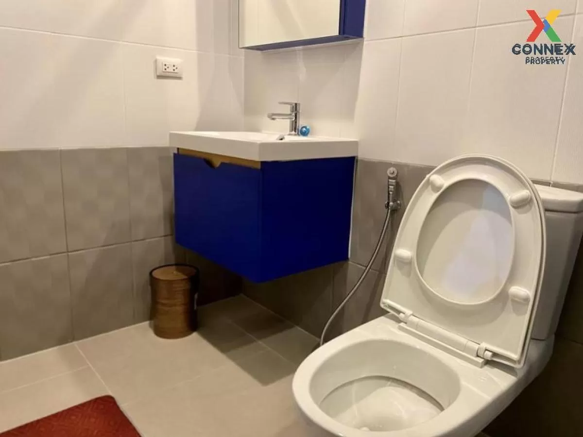 FOR RENT condo , XT Ekkamai , BTS-Ekkamai , Khlong Tan Nuea , Wat