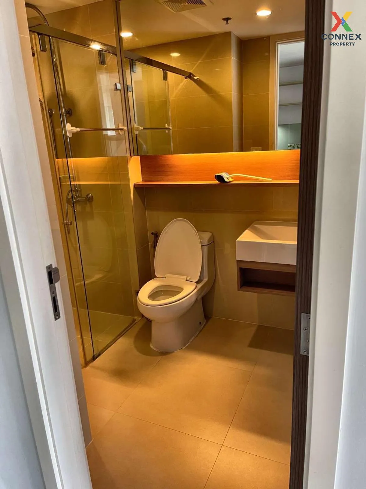 เช่าคอนโด  15 สุขุมวิท เรสซิเดนซ์ BTS-นานา คลองเตยเหนือ เขต วัฒนา