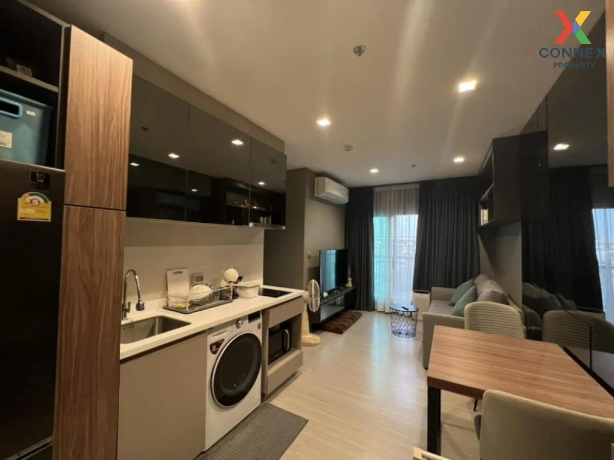 FOR RENT condo , Life Sukhumvit 62 , corner unit , BTS-Bang Chak  2