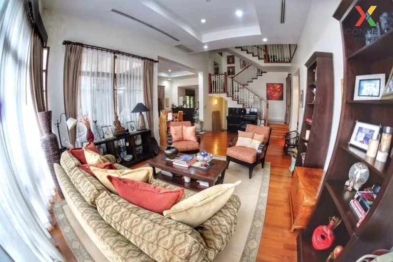 FOR RENT detached house , Baan Sansiri Sukhumvit 67 , BTS-Phra Kh 2