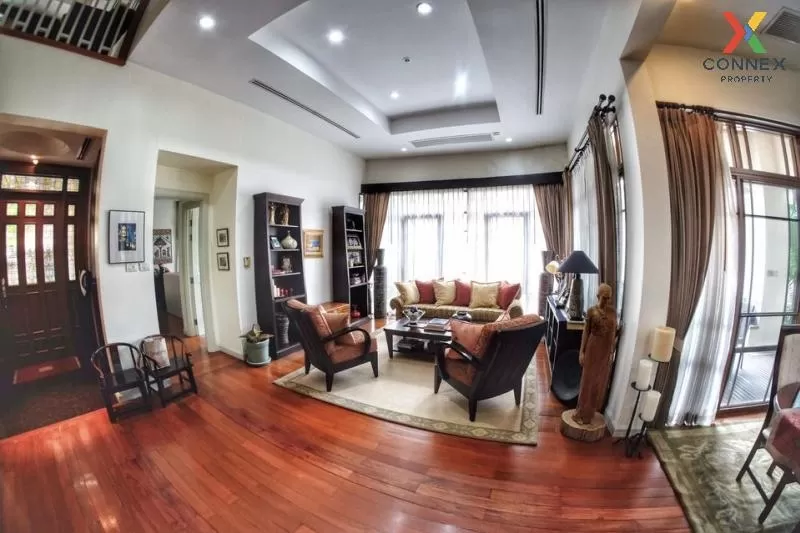 FOR RENT detached house , Baan Sansiri Sukhumvit 67 , BTS-Phra Kh 3