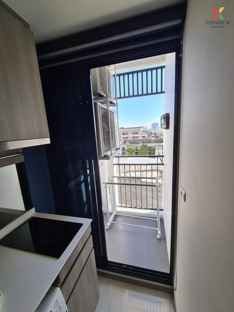 FOR SALE condo , KnightsBridge Collage Sukhumvit 107 , corner uni