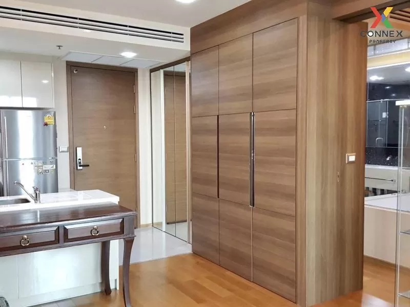 FOR RENT condo , The Address Sathorn , BTS-Saint Louis , Silom , 