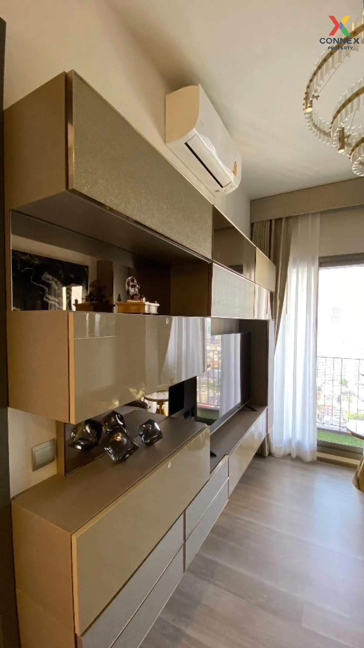 FOR RENT condo , RHYTHM Charoenkrung Pavillion , high floor , Wat 2