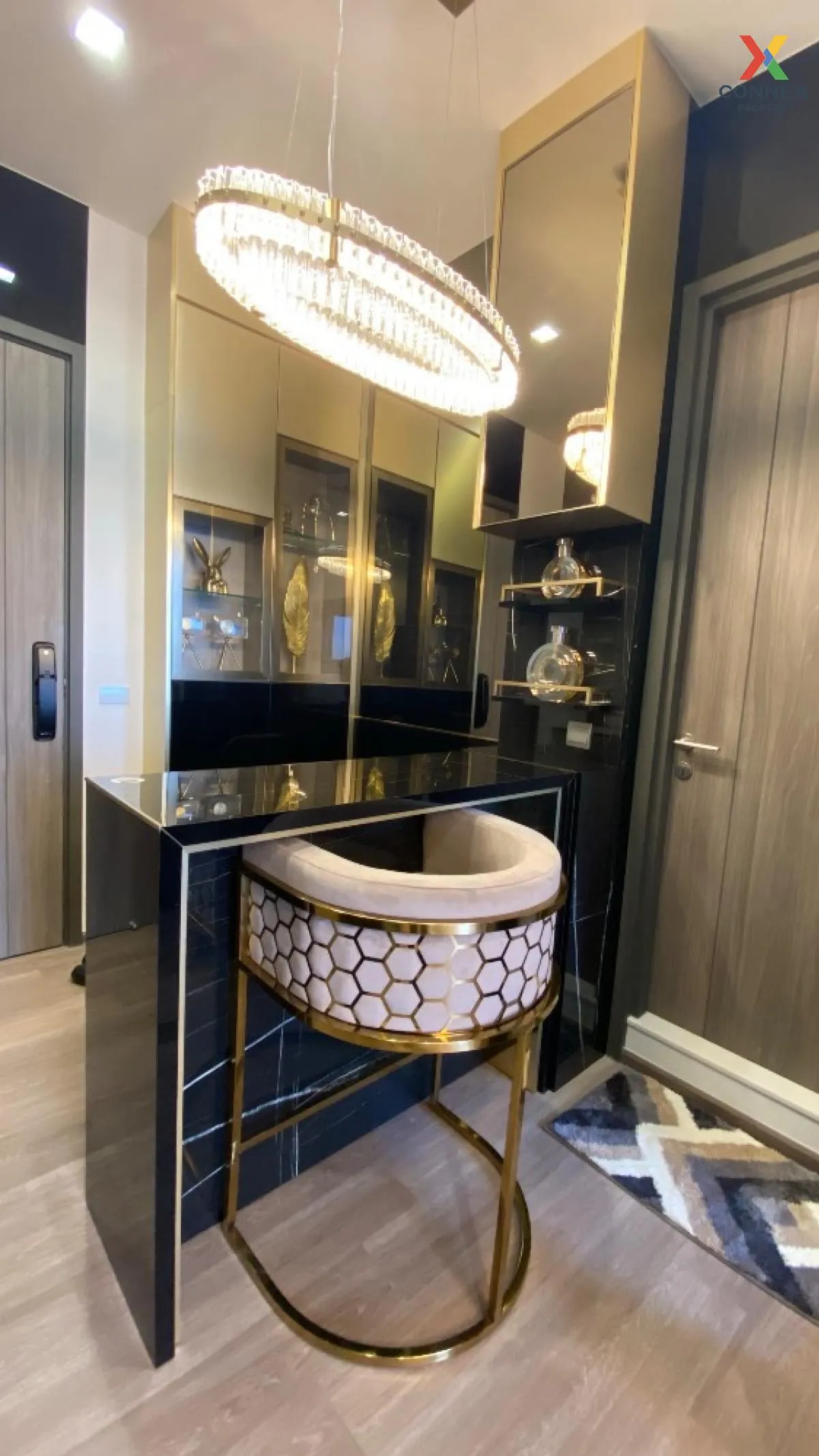 FOR RENT condo , RHYTHM Charoenkrung Pavillion , high floor , Wat