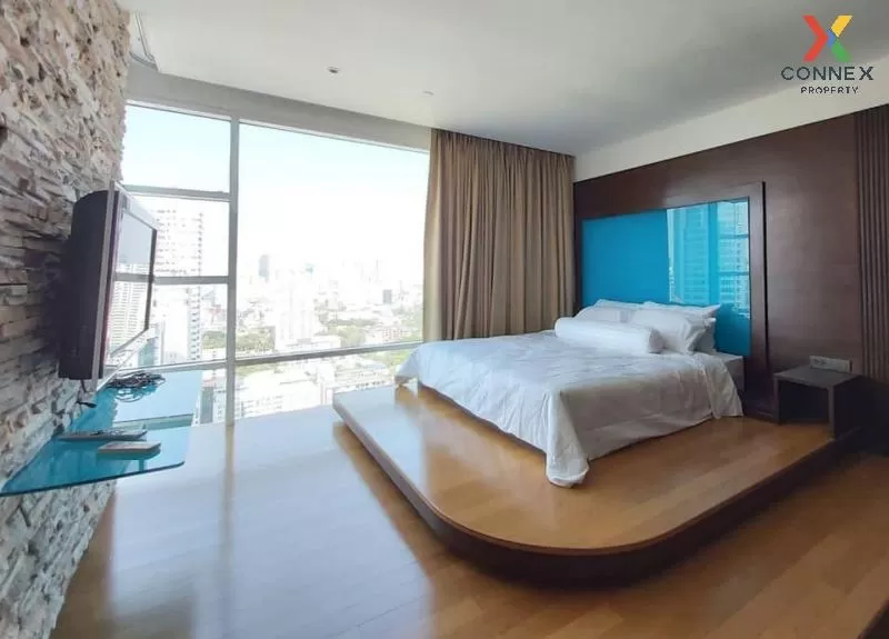 FOR RENT condo , Fullerton Sukhumvit , BTS-Ekkamai , Khlong Tan N 2