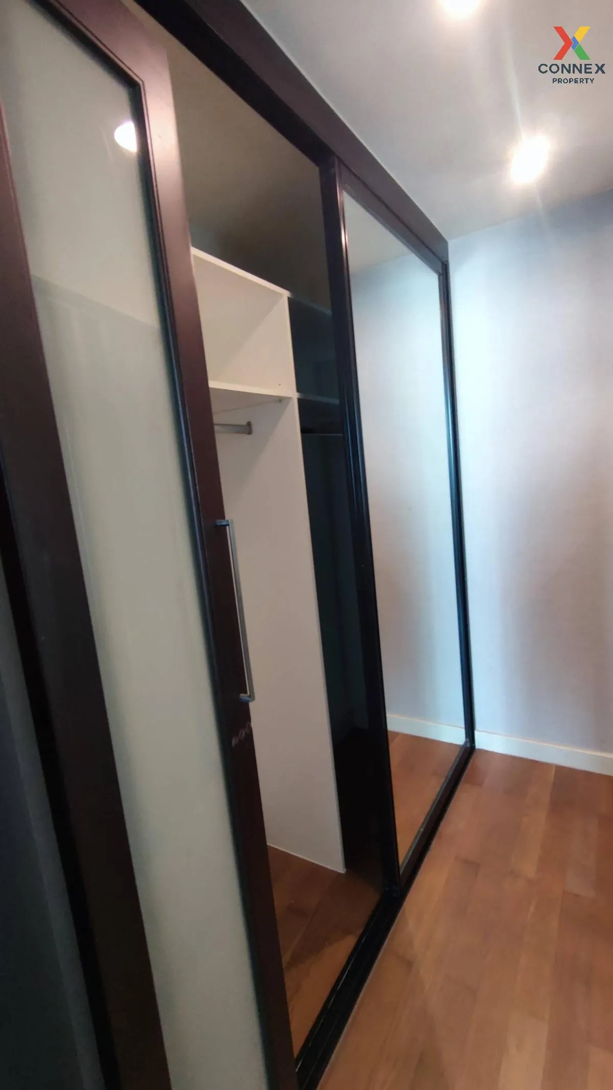 ขายคอนโด  วอร์เตอร์มาร์ค เจ้าพระยา ริเวอร์ BTS-กรุงธนบุรี บางลำภู