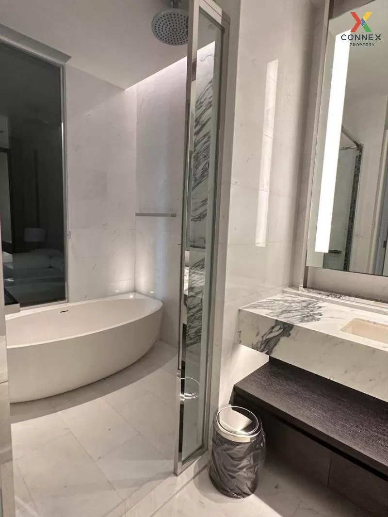 FOR RENT condo , Four Seasons Private Residences , Yannawa , Sa T