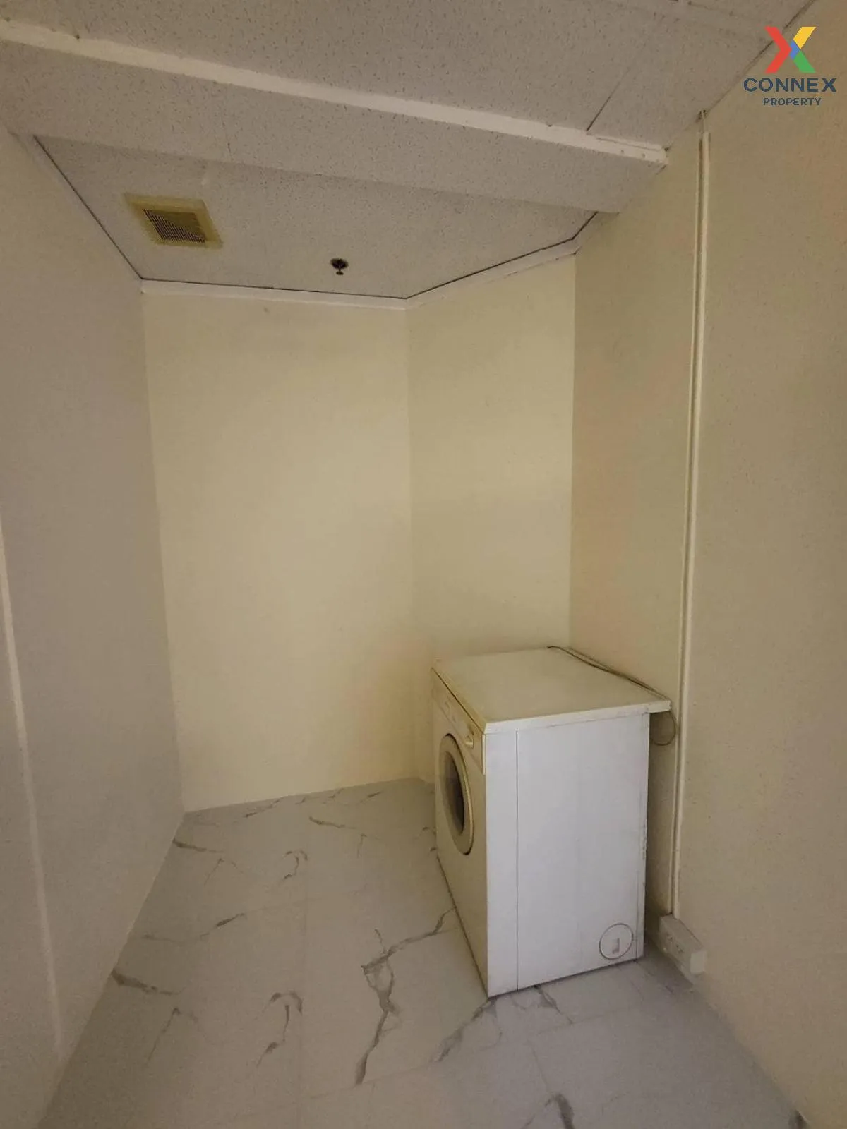 FOR RENT condo , Moon Tower , BTS-Thong Lo , Khlong Toei Nuea , W