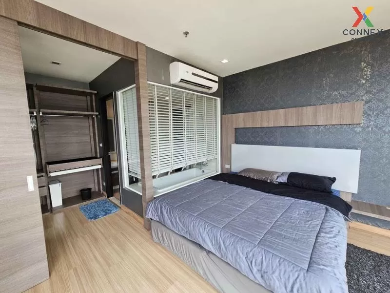 FOR RENT condo , Sky Walk Residences , high floor , BTS-Phra Khan