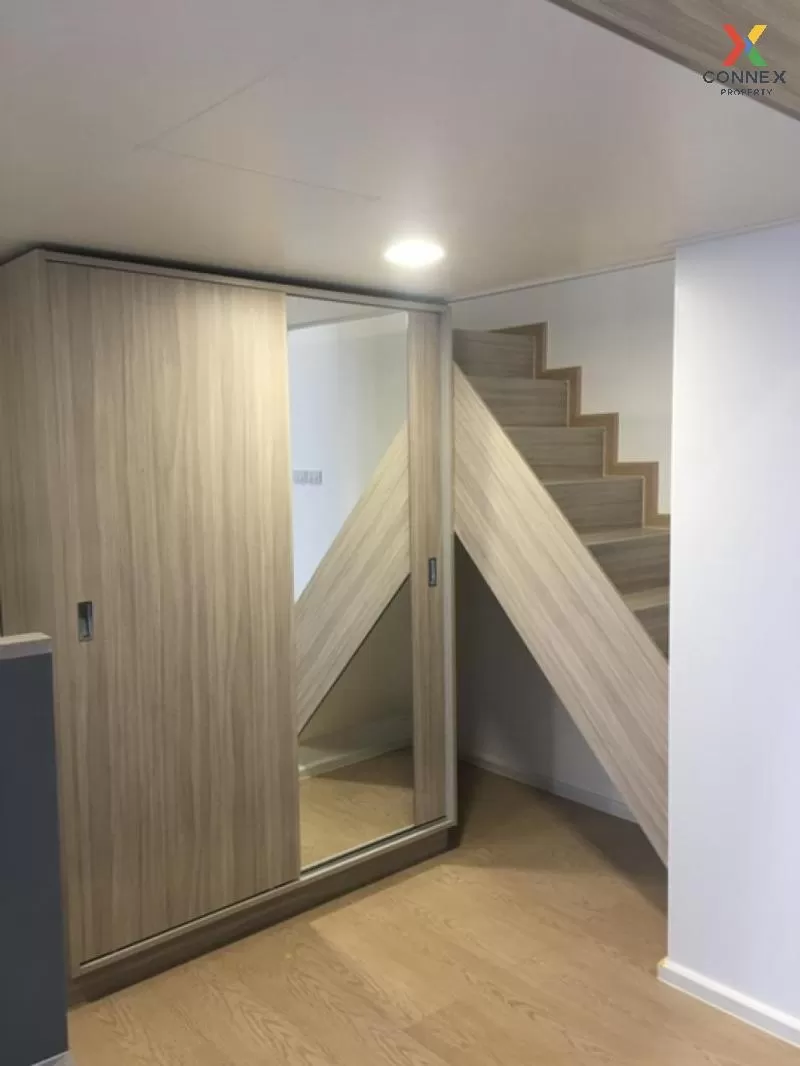 FOR SALE condo , Chewathai Residence Asoke , MRT-Phra Ram 9 , Mak