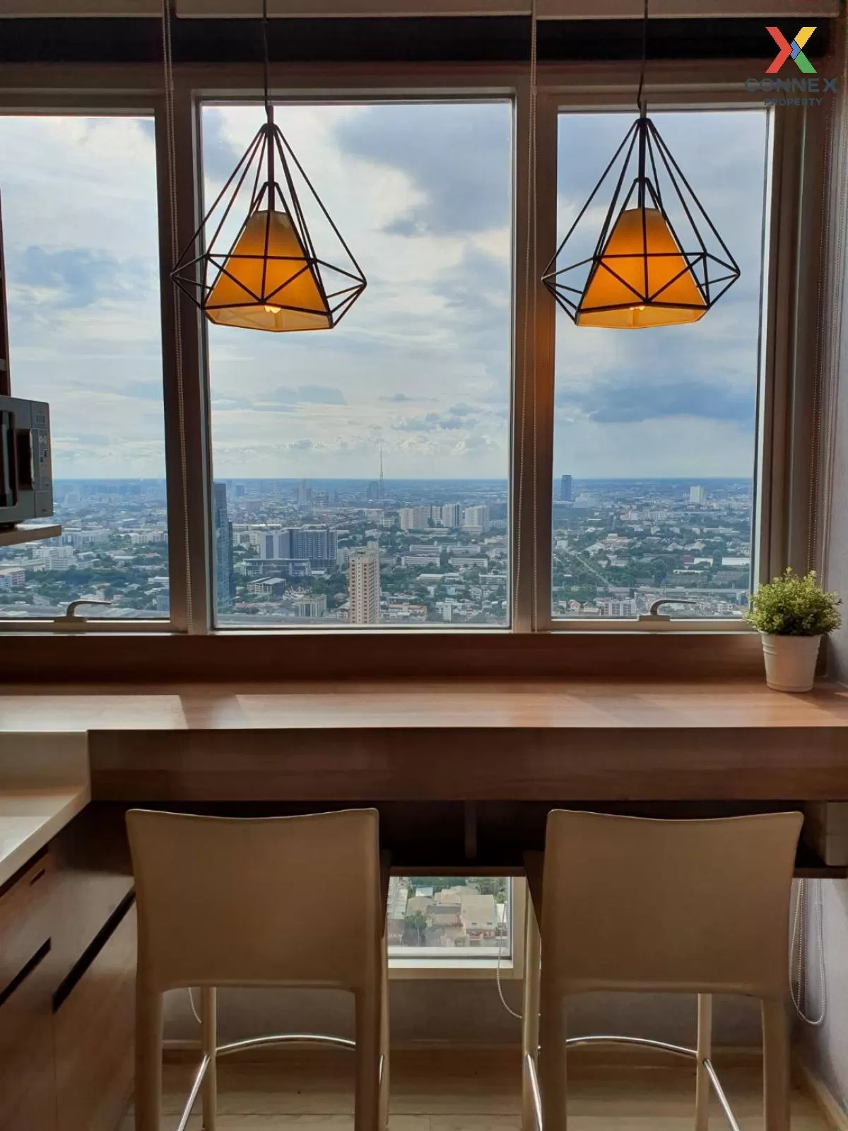 FOR SALE condo , Rhythm Phahol - Ari , BTS-Saphan Khwai , Sam Sen 2