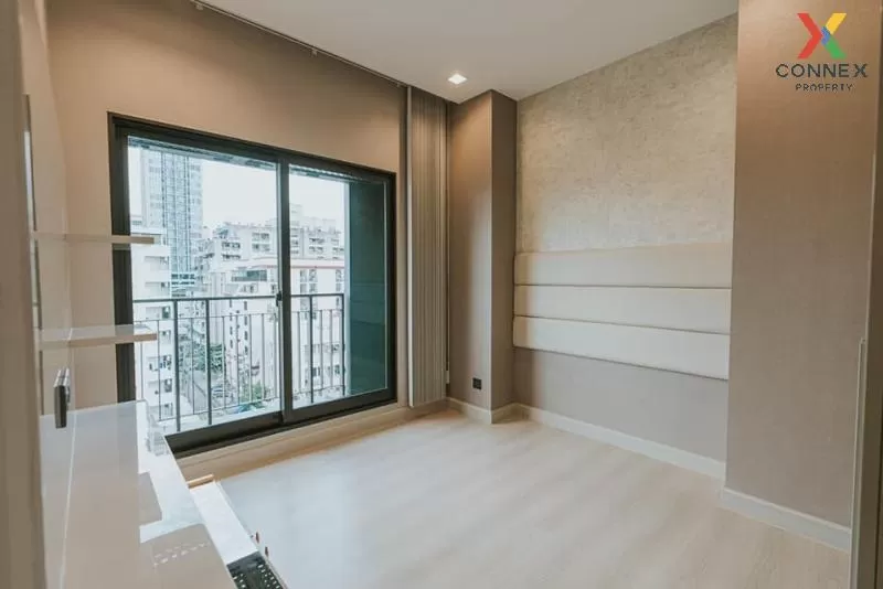 FOR SALE condo , The Signature by URBANO , BTS-Saphan Khwai , Sam 2