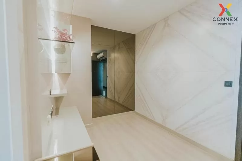 FOR SALE condo , The Signature by URBANO , BTS-Saphan Khwai , Sam