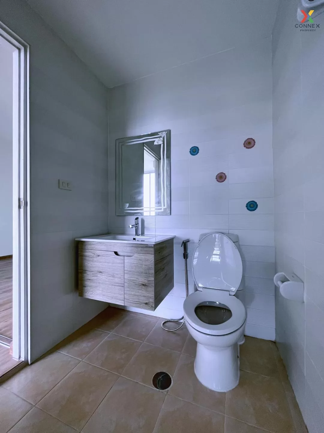 ขายคอนโด  ดิ ไอริส พระราม9 - ศรีนครินทร์ สวนหลวง เขต สวนหลวง กรุง