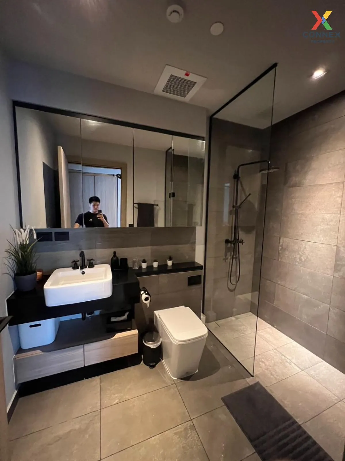 เช่าคอนโด  เดอะ ลอฟท์ อโศก MRT-เพชรบุรี คลองเตยเหนือ เขต วัฒนา กร