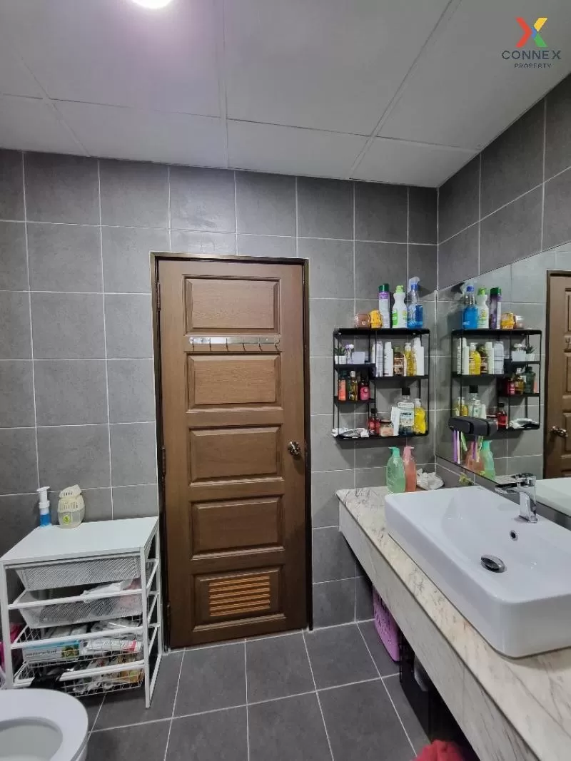 ขายคอนโด  คันทรี คอมเพล็กซ์ BTS-บางนา พระโขนง เขต บางนา กรุงเทพ C