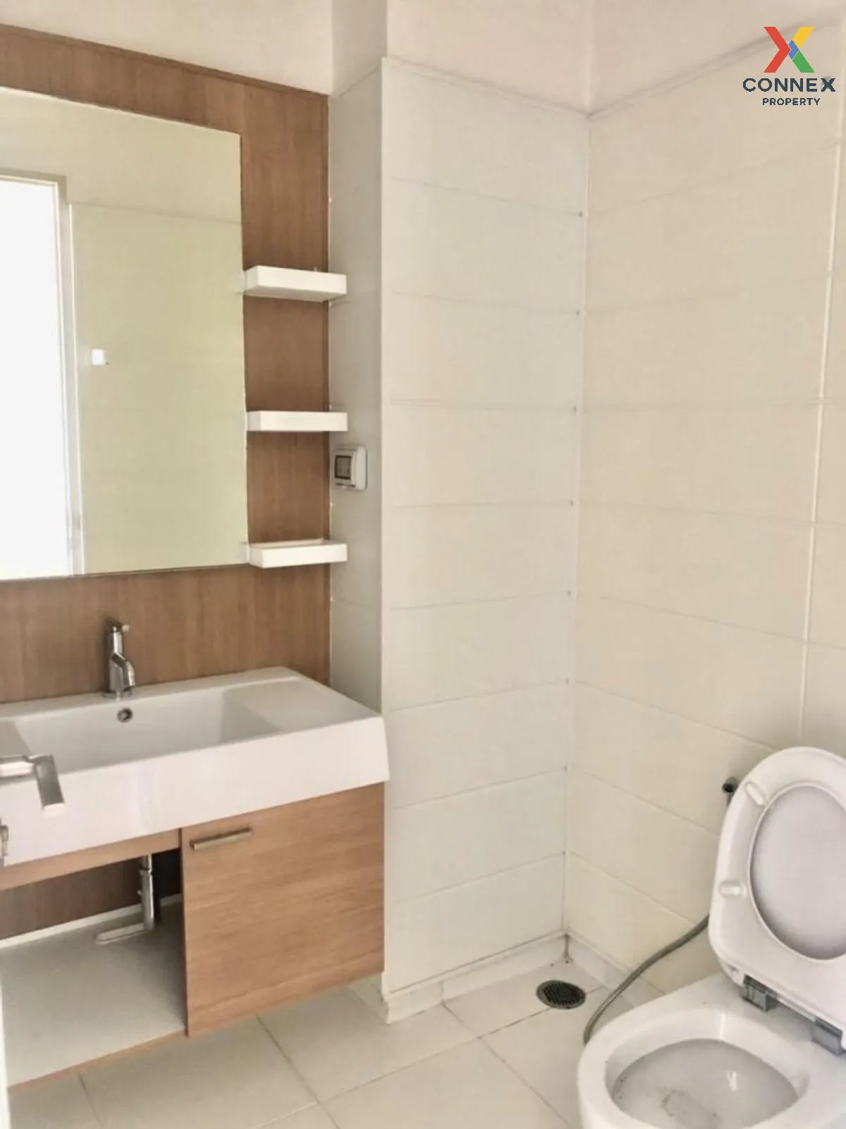 ขายคอนโด  คิว เฮ้าส์ คอนโด สาทร BTS-กรุงธนบุรี คลองต้นไทร เขต คลอ