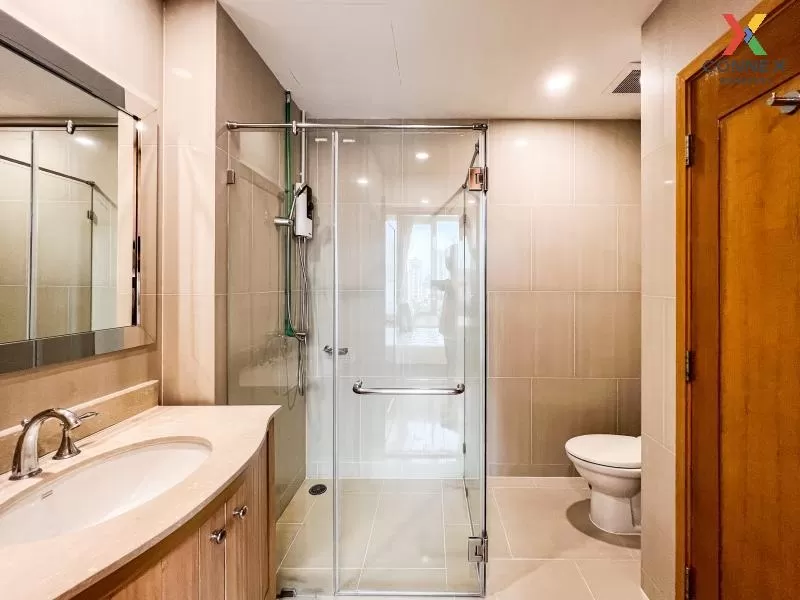 เช่าคอนโด  ดิ เอ็มไพร์ เพลส BTS-ช่องนนทรี ยานนาวา เขต สาทร กรุงเท