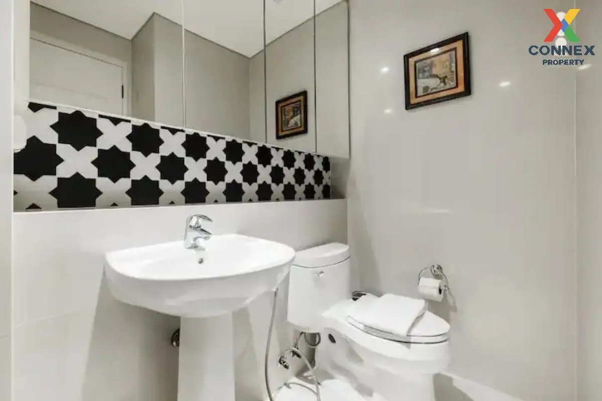 FOR SALE condo , Aguston Sukhumvit 22 , BTS-Phrom Phong , Khlong  FOR SALE condo , Aguston Sukhumvit 22 , BTS-Phrom Phong , Khlong