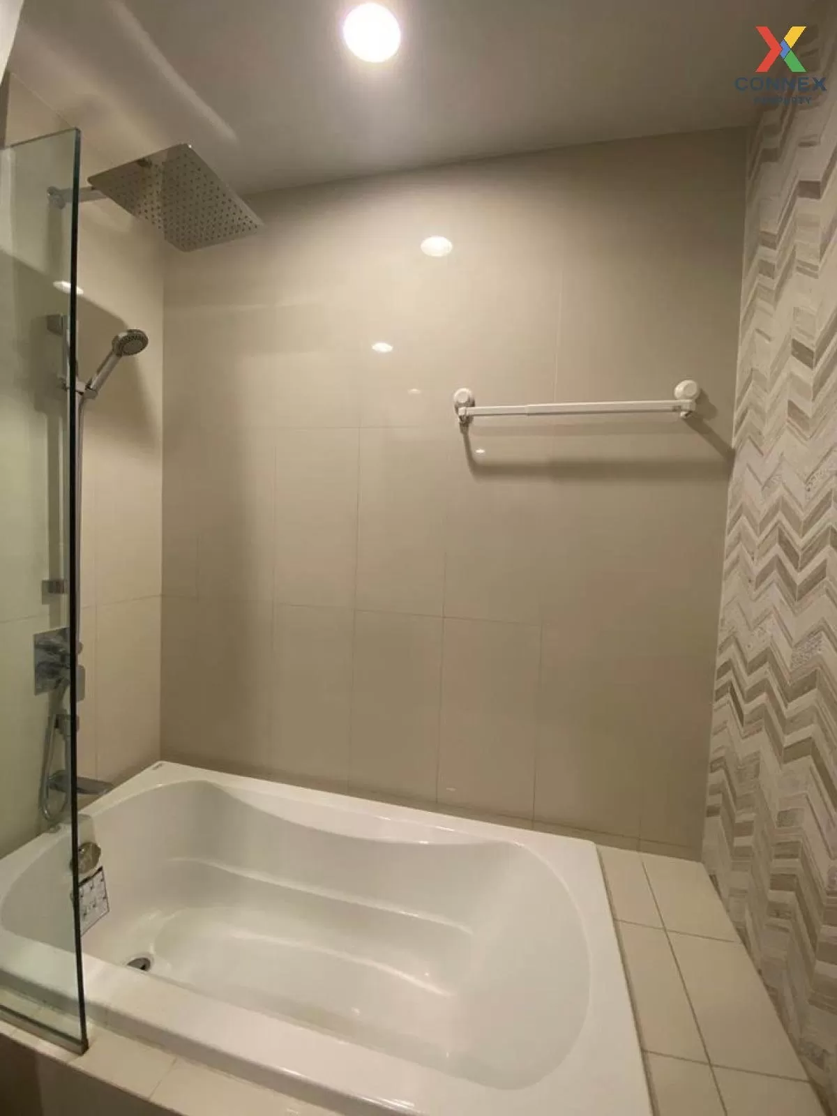 FOR RENT condo , Oka Haus Sukhumvit 36 , BTS-Thong Lo , Khlong Ta