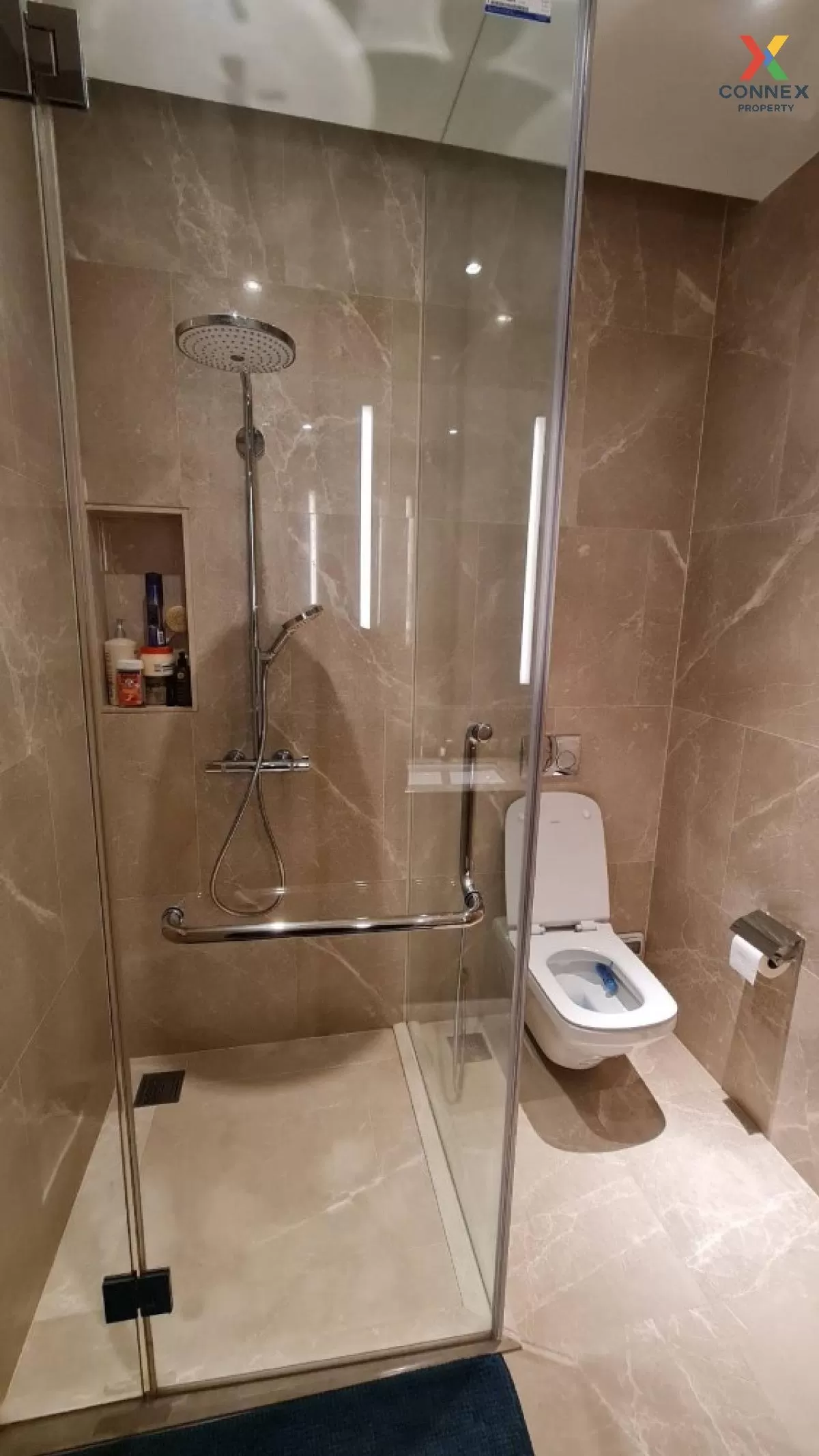 FOR RENT condo , Magnolias Waterfront Residences , Khlong Ton Sai