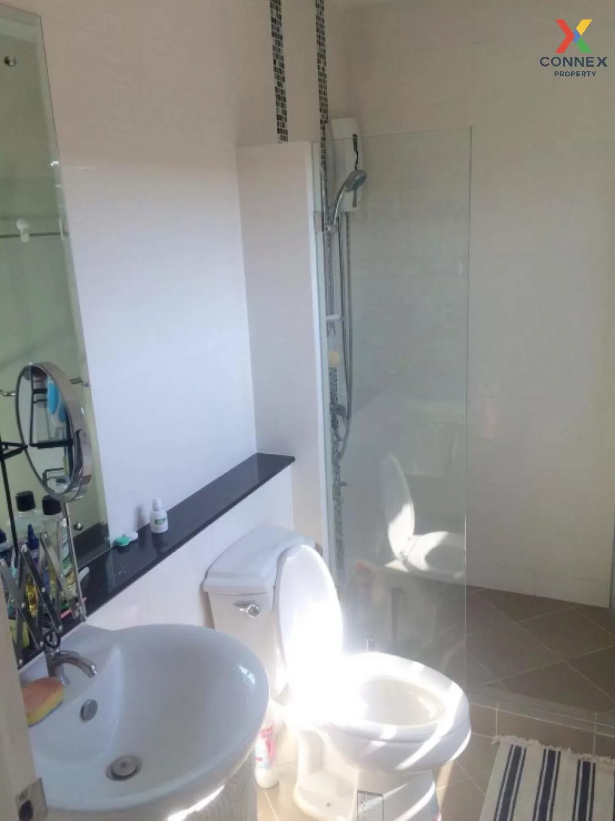 FOR SALE townhome , The Metro Phatthanakan-Srinakarin , corner un