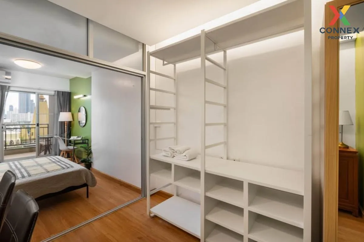 FOR RENT condo , Supalai Park Ekamai - Thonglor , BTS-Ekkamai , B