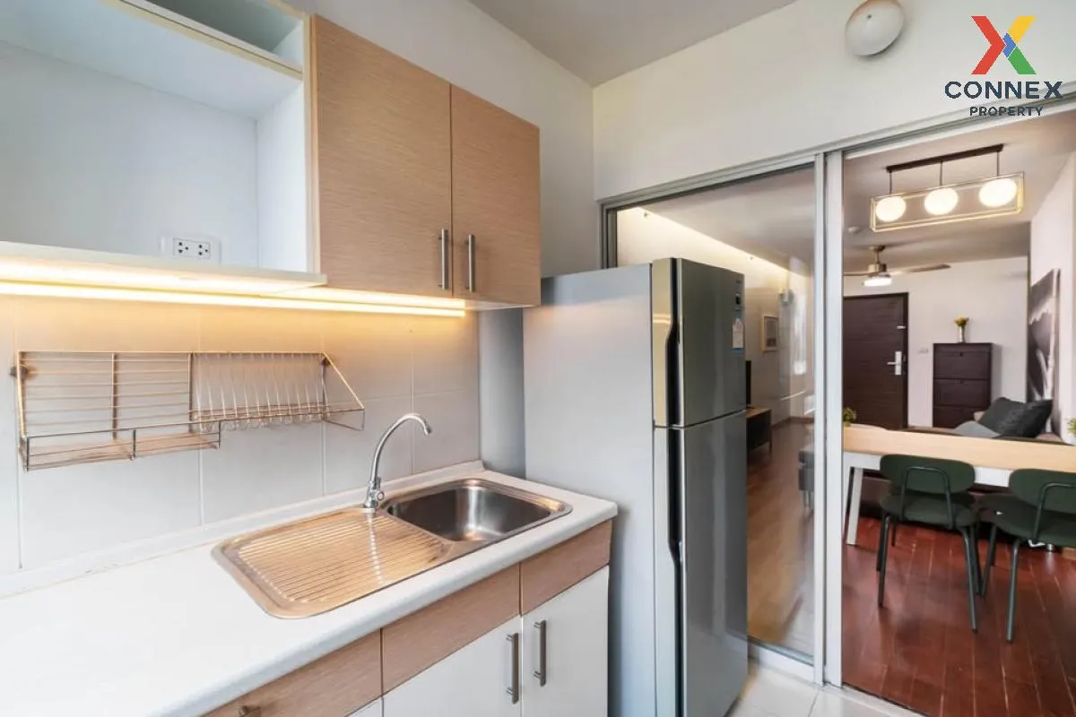 FOR RENT condo , Supalai Park Ekamai - Thonglor , BTS-Ekkamai , B