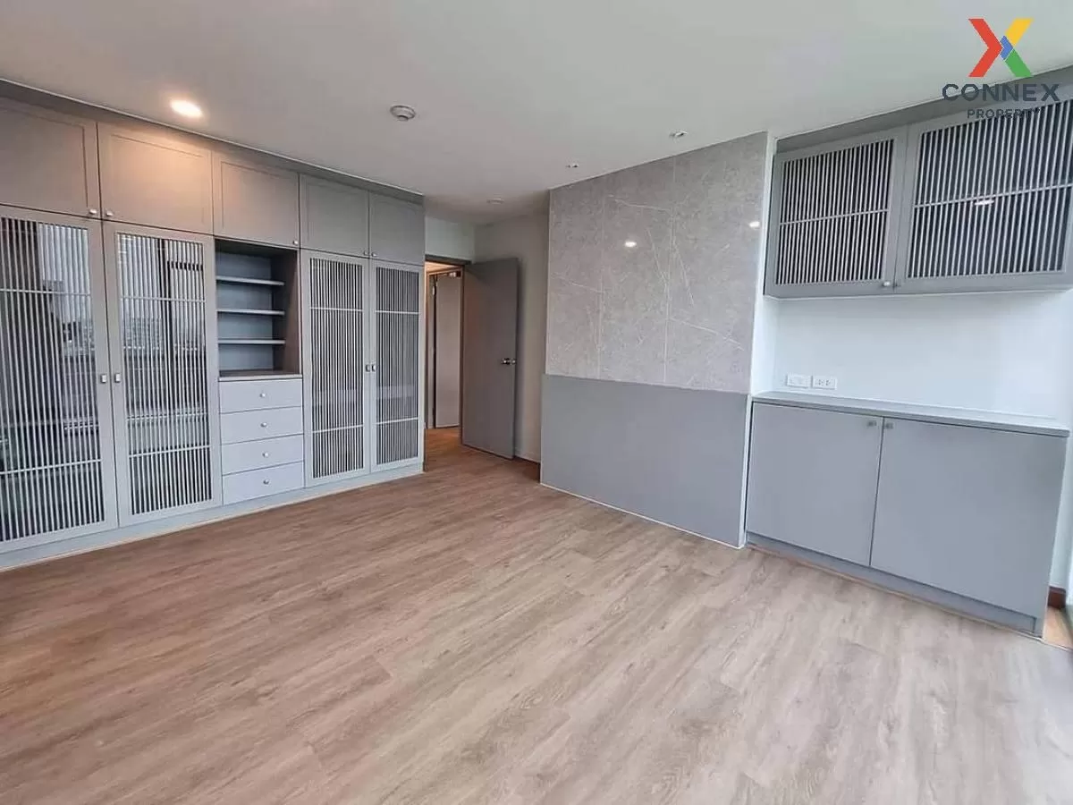 ขายคอนโด  สาริน เพลส วิวสวย ชั้นสูง รีโนเวทใหม่ BTS-รัชโยธิน ลาดย 4