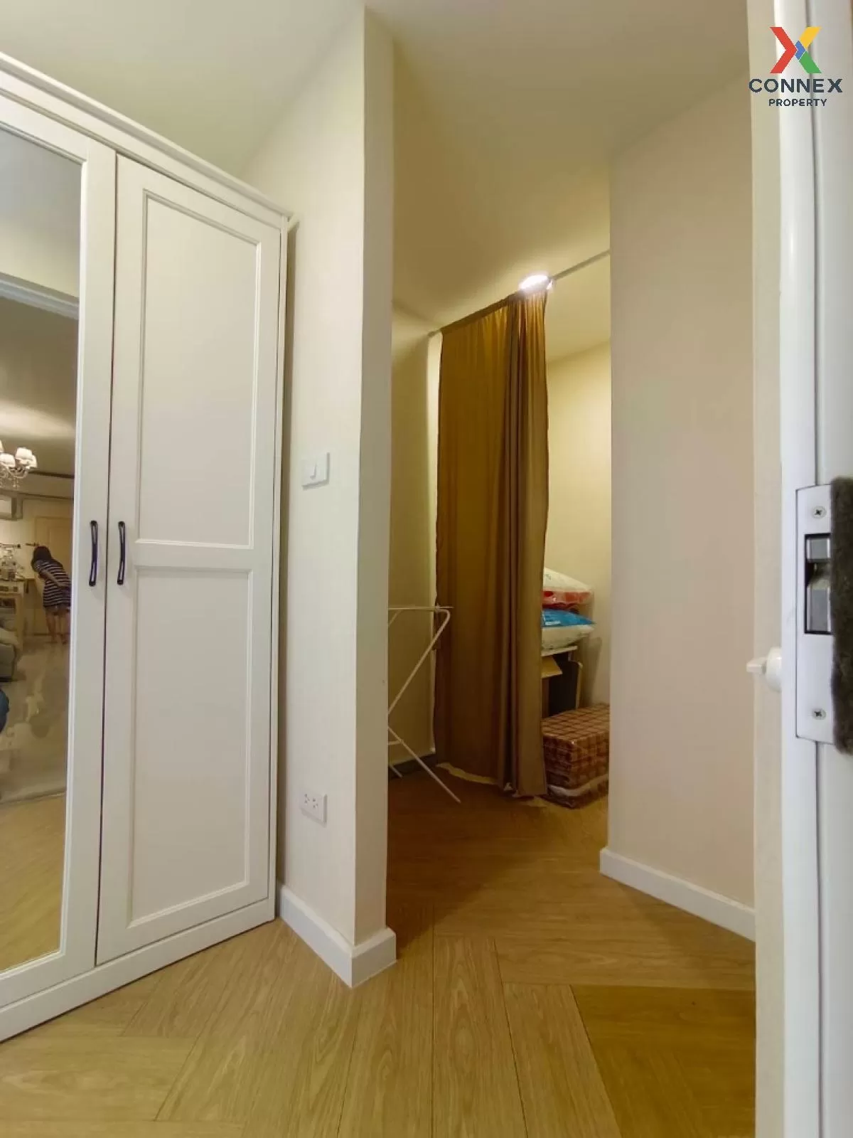 ขายคอนโด  สเตท ทาวเวอร์ BTS-สะพานตากสิน สีลม เขต บางรัก กรุงเทพ C ขายคอนโด  สเตท ทาวเวอร์ BTS-สะพานตากสิน สีลม เขต บางรัก กรุงเทพ C