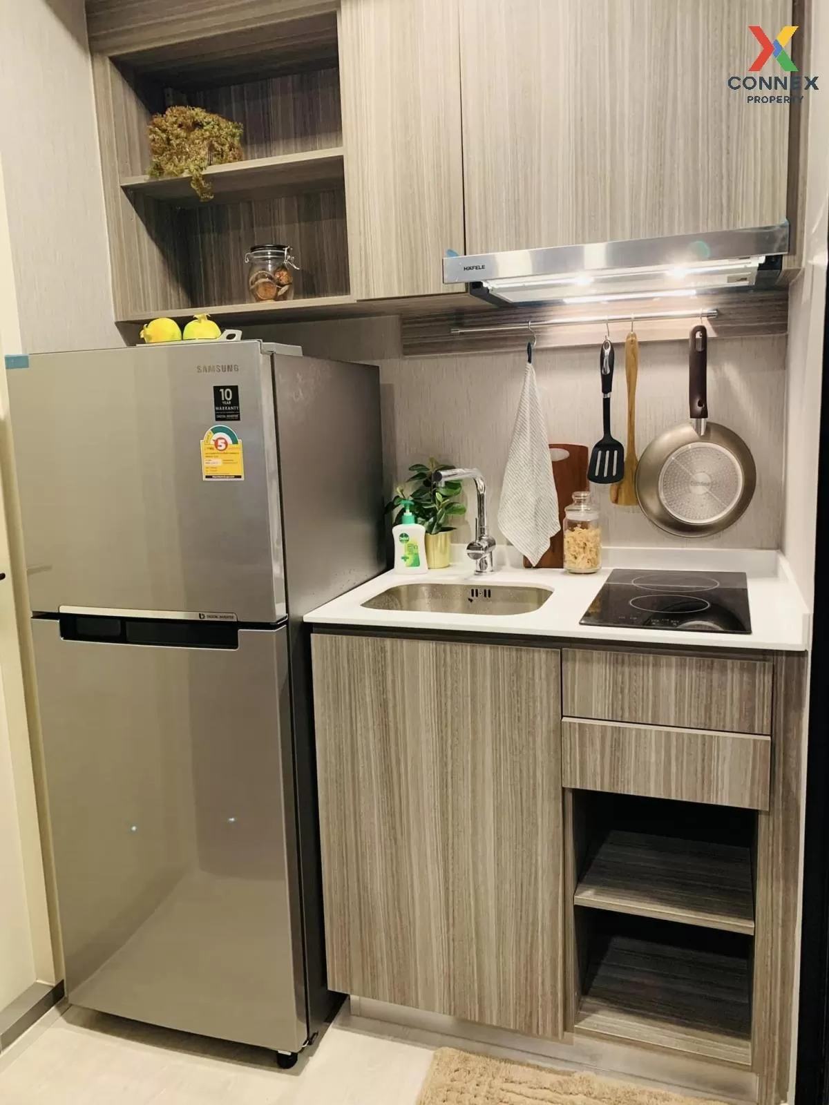 FOR SALE condo , Knightsbridge Phaholyothin Interchange , BTS-Wat FOR SALE condo , Knightsbridge Phaholyothin Interchange , BTS-Wat