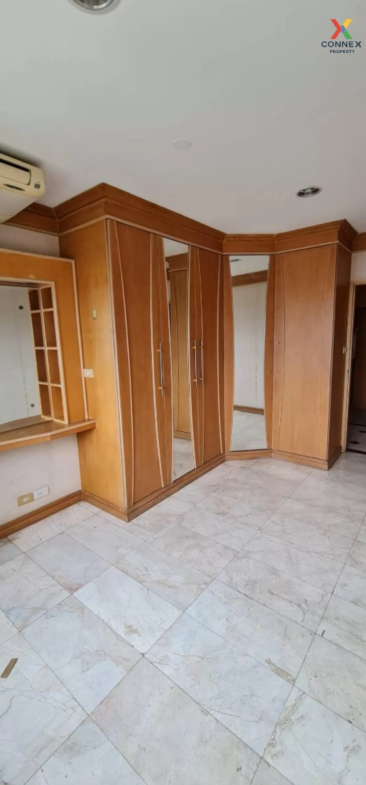 FOR SALE condo , Sathorn Garden , MRT-Lumphini , Thungmahamek , S FOR SALE condo , Sathorn Garden , MRT-Lumphini , Thungmahamek , S 2
