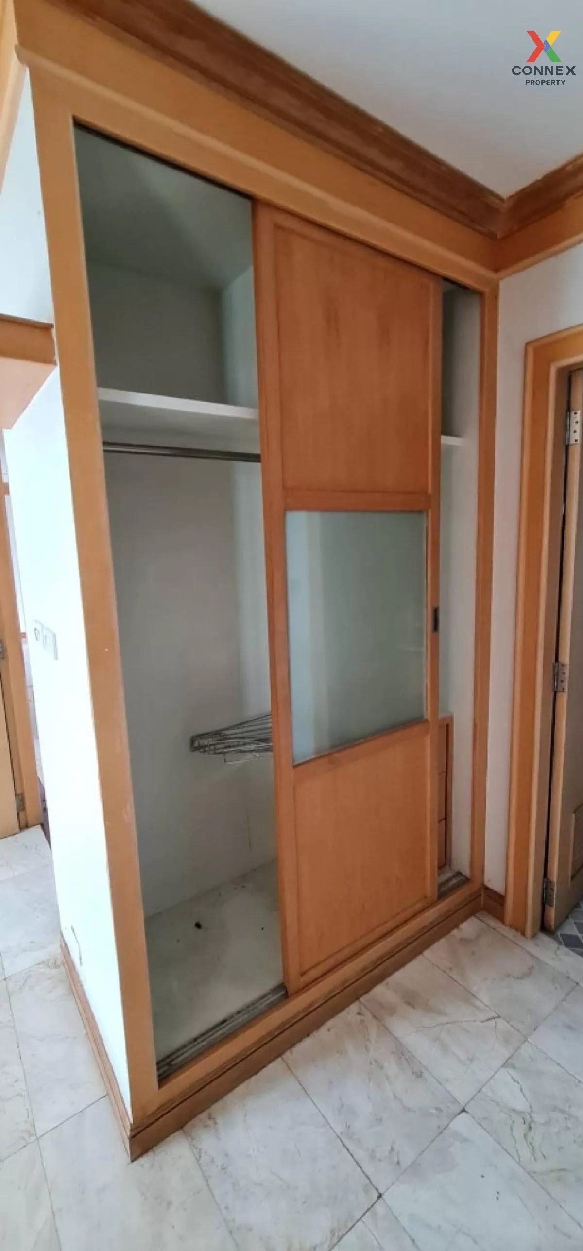 FOR SALE condo , Sathorn Garden , MRT-Lumphini , Thungmahamek , S FOR SALE condo , Sathorn Garden , MRT-Lumphini , Thungmahamek , S