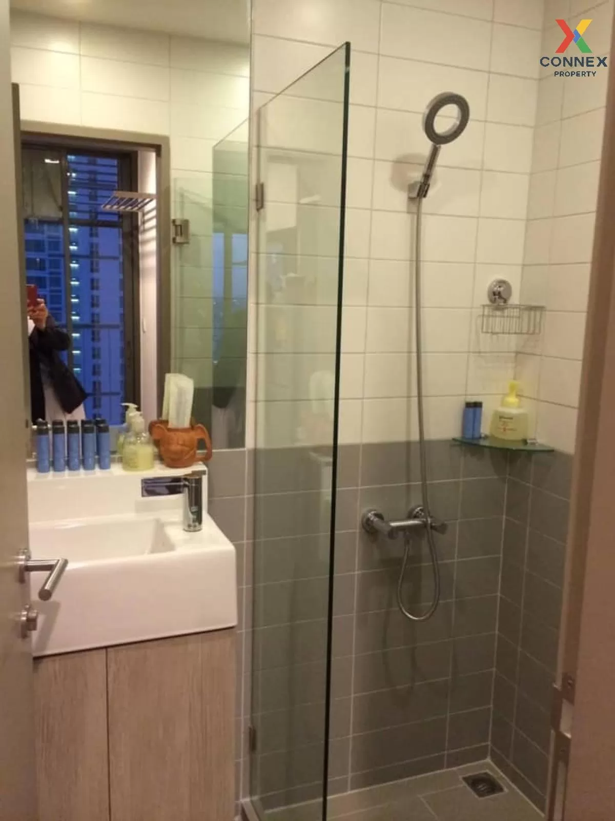 FOR RENT condo , Ideo Mobi Phayathai , BTS-Phaya Thai , Thung Pha